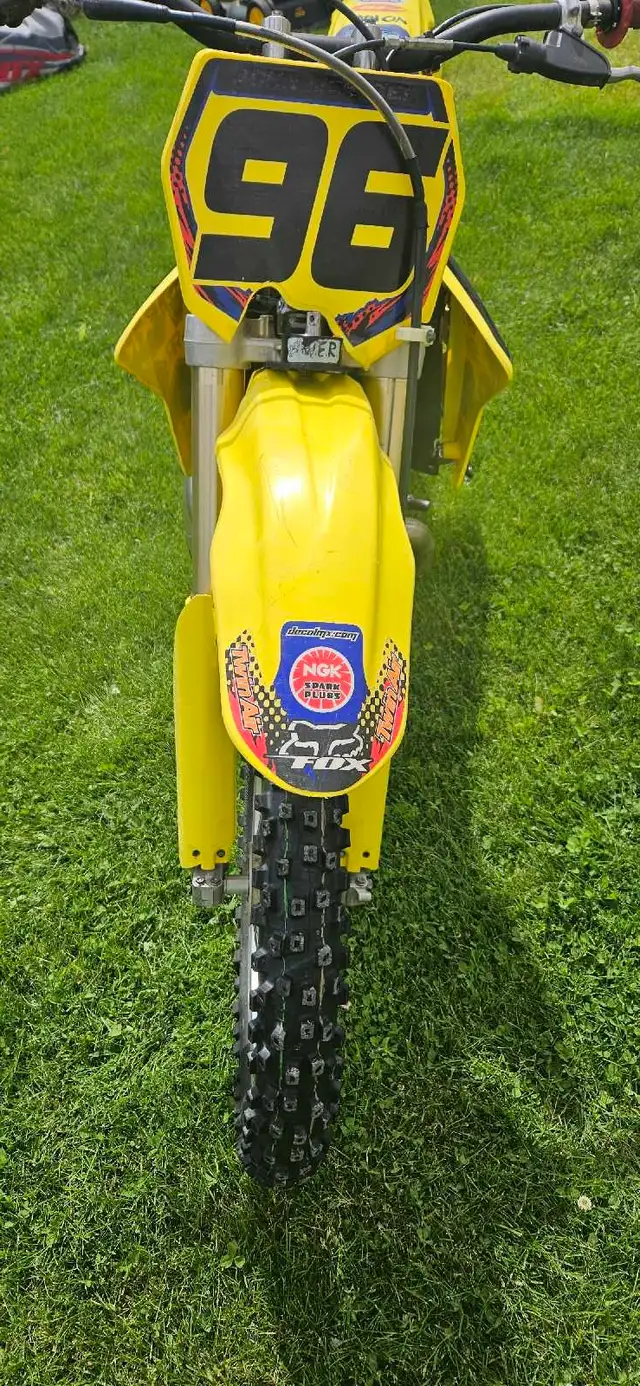 Suzuki RM250 2005  in Dirt Bikes & Motocross in London - Image 7