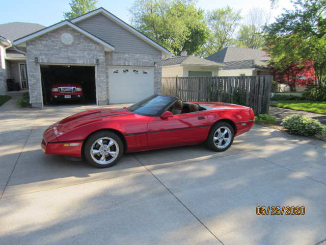 1989 Corvette convertible in Classic Cars in Sarnia - Image 2