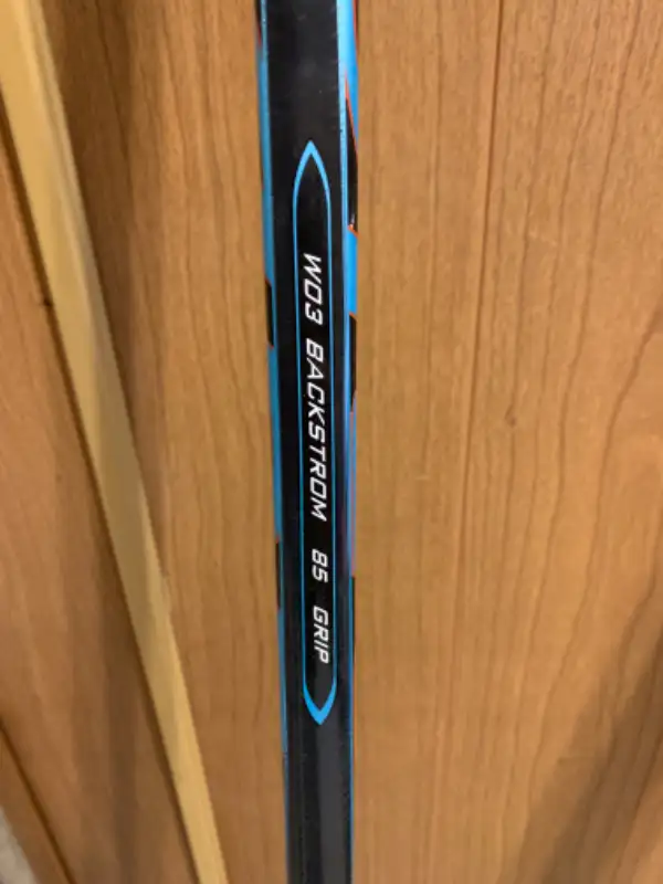 Left Hand Warrior Covert Super Dolomite Grip Senior Hockey Stick in Hockey in Kitchener / Waterloo - Image 3