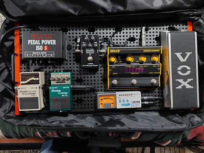 Bass Guitar Pedals & Pedalboard, View more