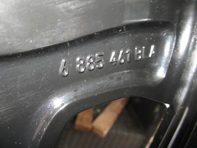 Next to new BMW X7 Oem black 21" winter snow wheel kit style 752 in Tires & Rims in Oakville / Halton Region - Image 7