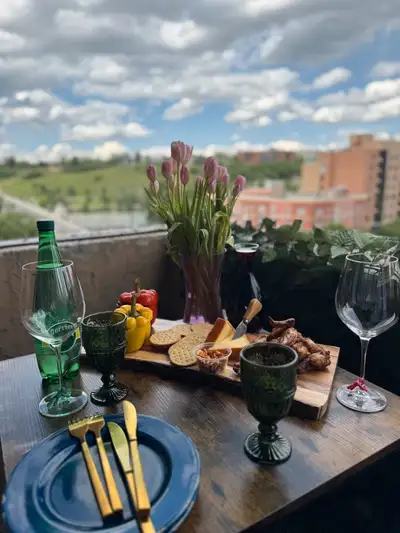 Roommate Wanted: Clean, Responsible and Friendly
