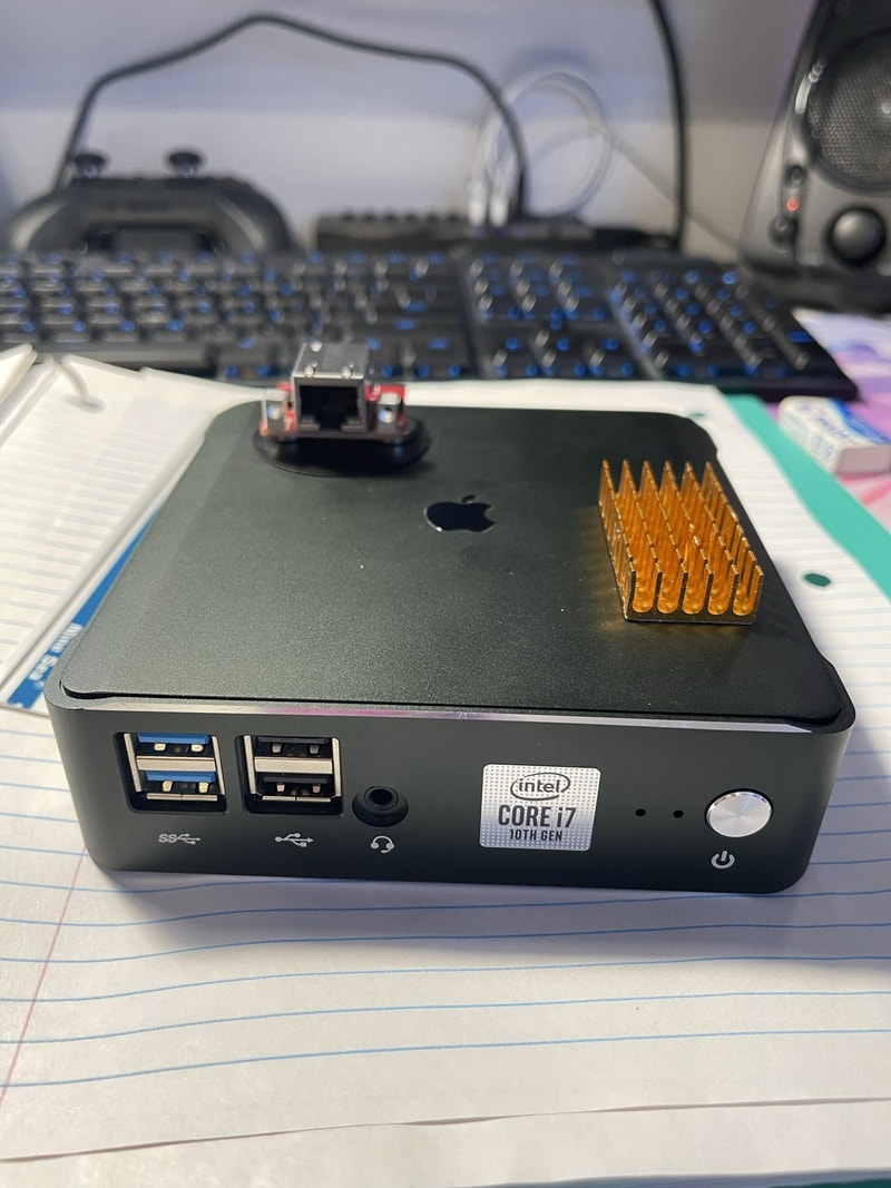 Mini PC Hackintosh 10th Gen i7 8G RAM 500G SSD Desktop Computers