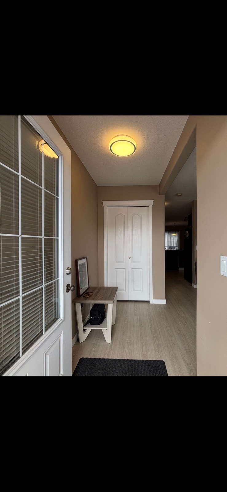 Somerset Lane 3 Bedroom, 2 level Condo 1