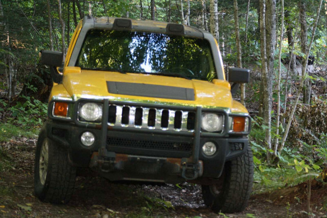 2006 H3 HUMMER in Cars & Trucks in Ottawa - Image 2