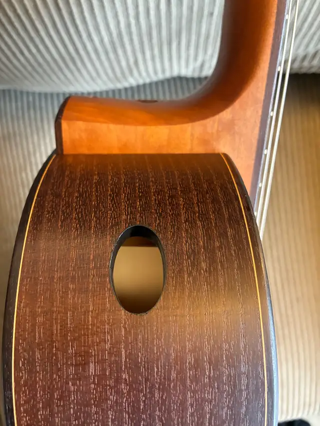 Guitare de concert in Guitars in Québec City - Image 8