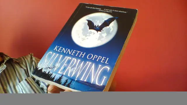 SILVERWING Kenneth Oppel 2010 SOFTCOVER426574329875671045