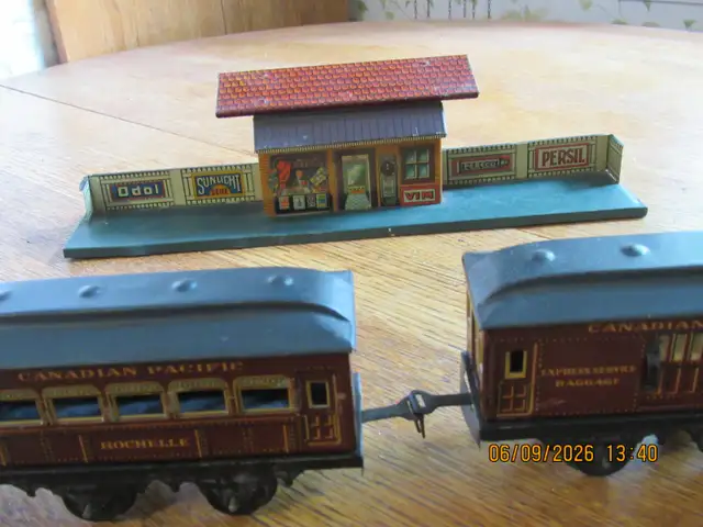 Train Set Wind-up Antique 1925 BING VERY RARE | Arts & Collectibles ...