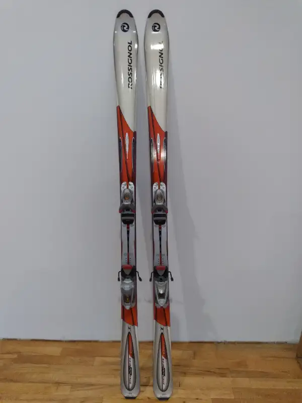 Skis alpins Rossignol de 174 cm in Hobbies & Crafts in Laval / North Shore - Image 3