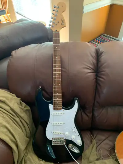 Squier Stratocaster, View more