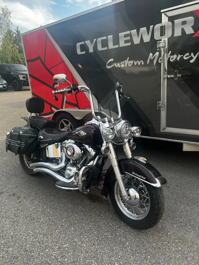 2011 Harley-Davidson Heritage Softail in Street, Cruisers & Choppers in Markham / York Region - Image 3