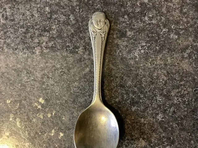 ANTIQUE GERBER BABY SPOON in Arts & Collectibles in London - Image 3