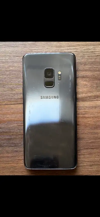 selling a Samsung Galaxy s9, View more
