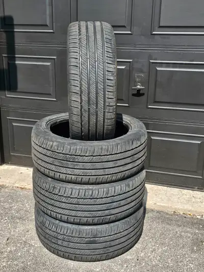 245/45R18 Michelin Primacy All Season Tires have 7/32nd tread left on them DOT is 2021 Pick up in Ba...