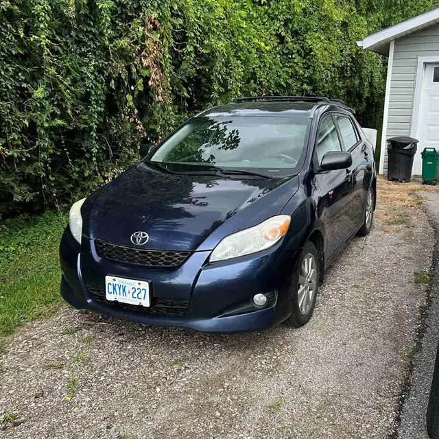 2010 Toyota matrix 