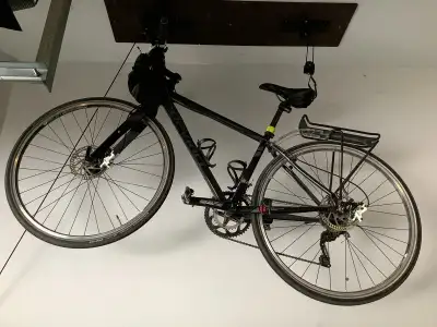 vélo Devinci hybride modèle copenhagen, View more