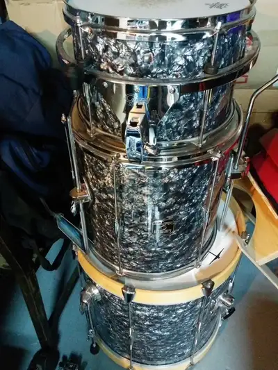 Gretsch Catalina Club 3-piece drum kit, View more