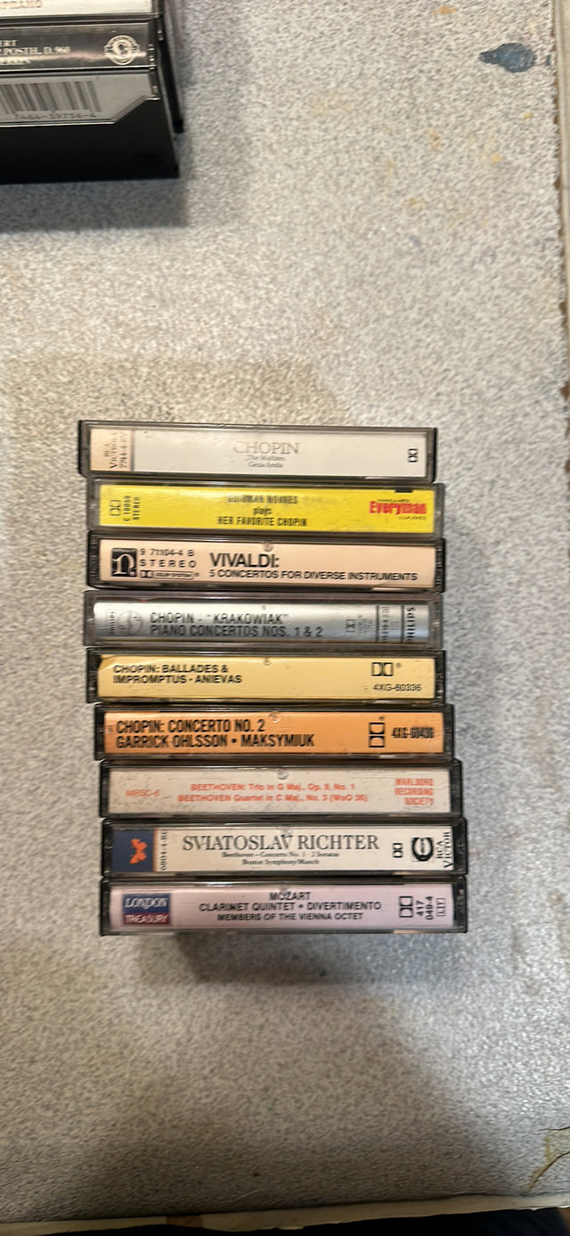 Classical Cassette Tapes Set Of 21 Tapes in CDs, DVDs & Blu-ray in Ottawa - Image 4