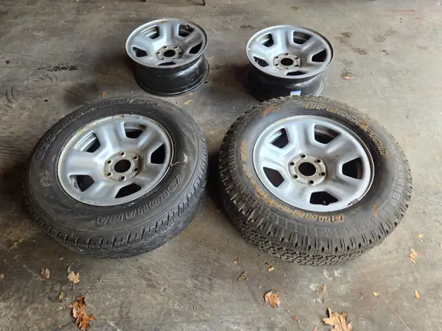 4 rims avec 2 pneus ram 2022 18 pouce in Tires & Rims in Trois-Rivières - Image 2