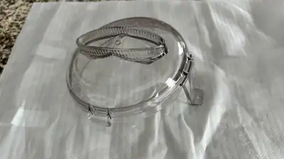 DLC-2AWBC genuine part for Cuisinart chopper. Brand new, never used. From a smoke/pet free home Pick...