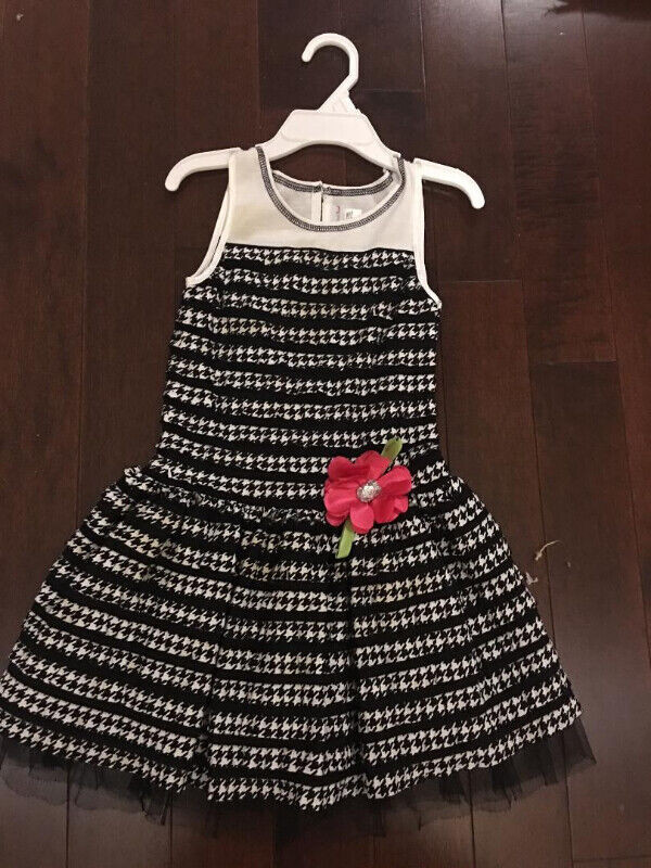 Brand New Girl Summer Dress Size 5T with such a Cute Design in Clothing - 5T in Markham / York Region - Image 3