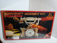 VTG 3D phone woodcraft assembly kit / modèle à assembler en bois
