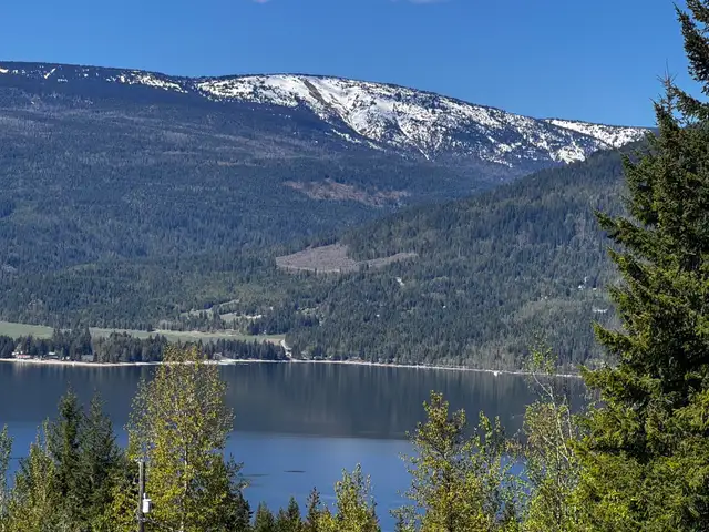 Shuswap lakeview 1.5 acre lot with infrastructure  in Land for Sale in Kamloops - Image 10