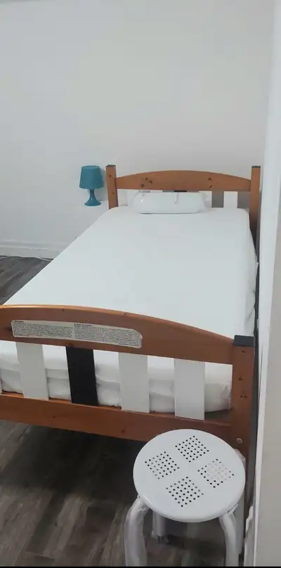 Room available June 1st for rent for male with private washroom $ 800 all utilities included Mississ...