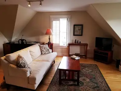 Furnished one bedroom top floor flat in restored heritage building steps from downtown Halifax, Dock...