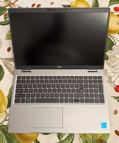 Dell Latitude 5520 Laptop 256gb SSD 8gb Memory *FIRM PRICE*, View more