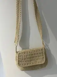 Handmade crochet purse in beige