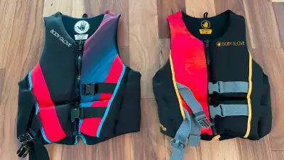 Selling 2 body Glove life vests ($75 each). Size is medium. Women: 84-94 cm Men: 94-104 The vests ar...