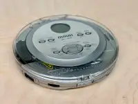Mirai CD walkman with FM Tuner