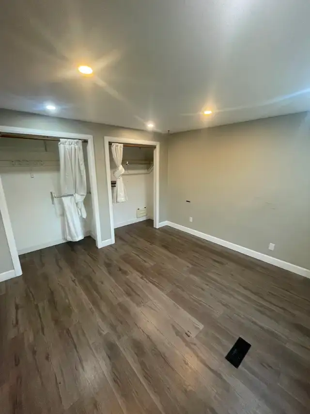  5‑Bedroom Upper Unit for Rent – Waterloo in Long Term Rentals in Kitchener / Waterloo - Image 7