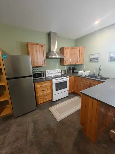 For rent: STUDIO basement suite, fully furnished and UTILITIES INCLUDED for rent. The house is locat...