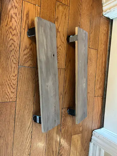 Lot de 2 étagères en bois // wooden Wall shelves, View more