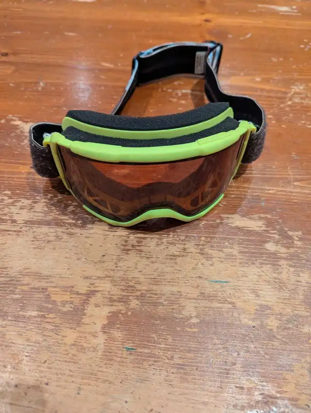 Kids Ski Goggles in Ski in Kingston - Image 3