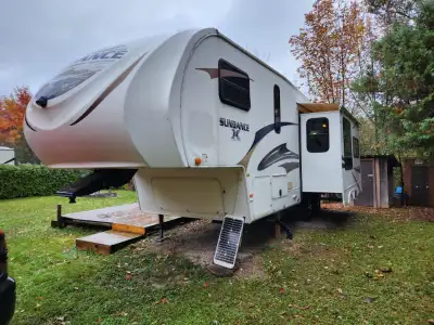 The trailer is in excellent condition in a very nice spot in the Maitland Falls Resort trailer park....