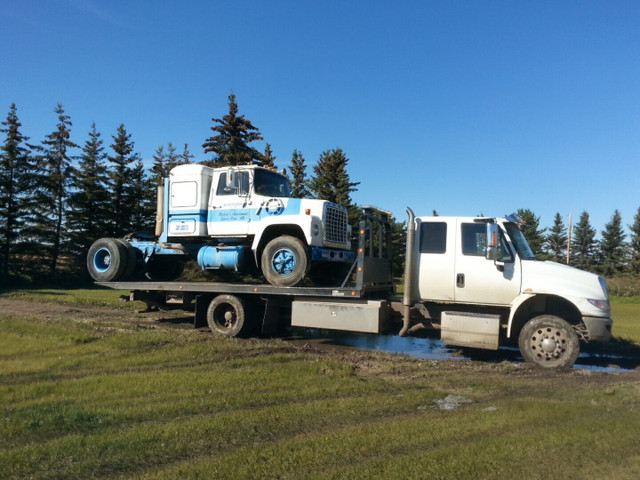 FREE  SUMMER  SCRAP METAL CLEAN UP  in Towing & Scrap Removal in Edmonton