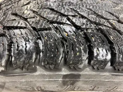 Nokian Good tread Just rubber (tire)