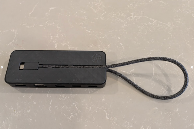 HP Docking Station - 4.5 mm and USB C Dock Multiport Adapter G2 in Laptop Accessories in City of Toronto - Image 4