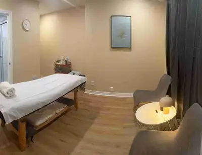 New open salon parc ave , View more