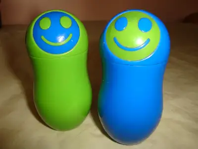 SPACE MEN SALT AND PEPPER SHAKER SET P/U QUEENSLAND SE, View more