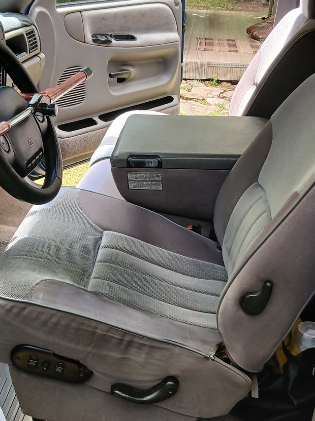 1996 dodge ram 2500 diesel — photo 4