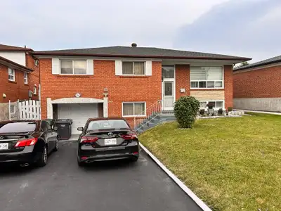 Room for Rent in sharing for a girl at $500 in Darcel Avenue, Mississauga near Westwood mall…Bus sto...