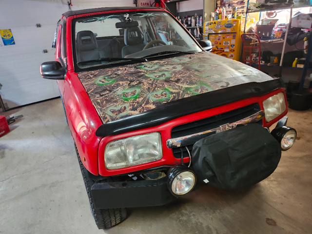 Chevy tracker in Cars & Trucks in Moncton - Image 2
