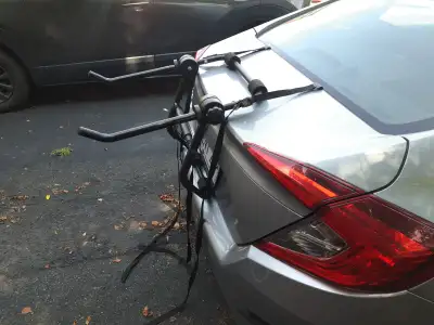 Rack amovible sur le porte bagage pour 2 vélos, View more