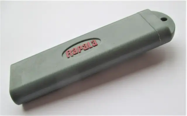 New Retractable Rapala Hook Sharpener w/ Compact Fine Grit/Stone in Water Sports in Stratford - Image 2