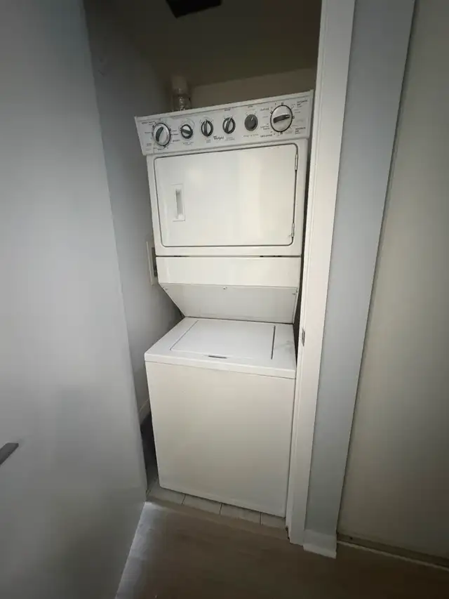 Condo for rent in Long Term Rentals in City of Toronto - Image 10