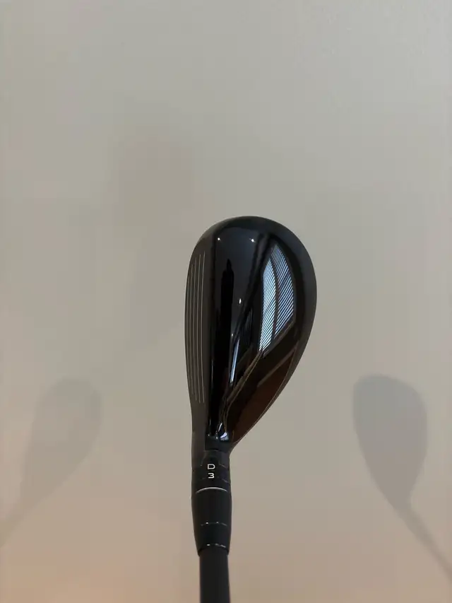 Titleist GT3 3 Hybrid in Golf in Ottawa - Image 3